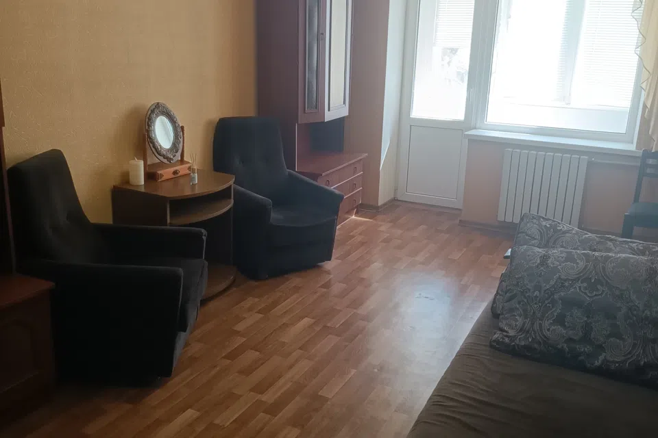 Сдаётся 3-комнатная квартира, 56 м²