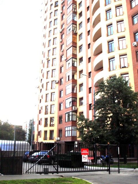 Сдаётся 3-комнатная квартира, 101 м²