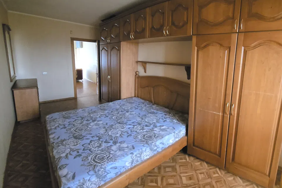 Сдаётся 4-комнатная квартира, 110 м²