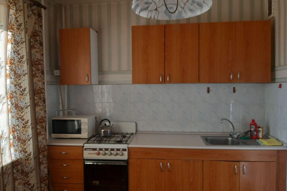 Сдаётся 1-комнатная квартира, 38 м²