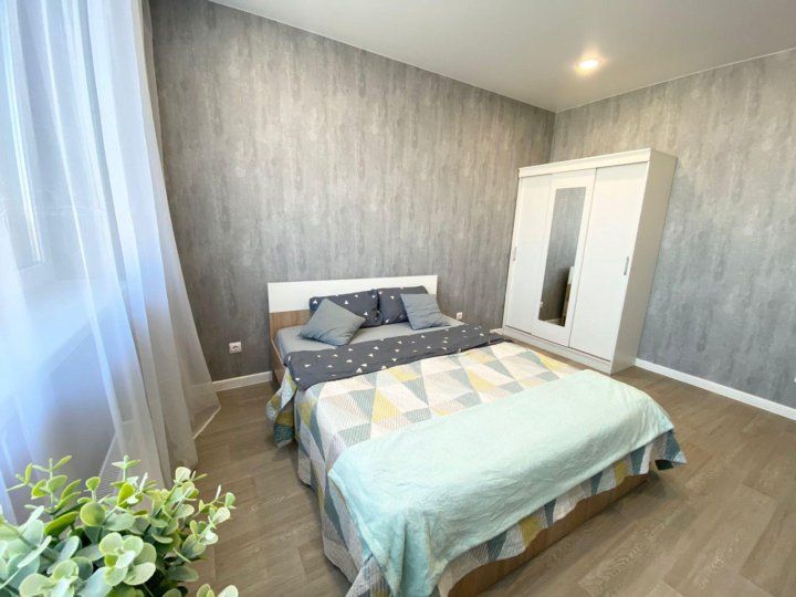 Сдаётся 2-комнатная квартира, 56 м²