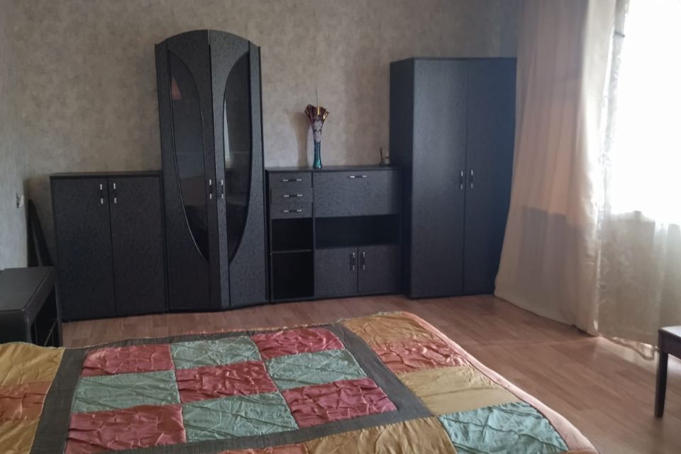 Сдаётся 1-комнатная квартира, 50 м²