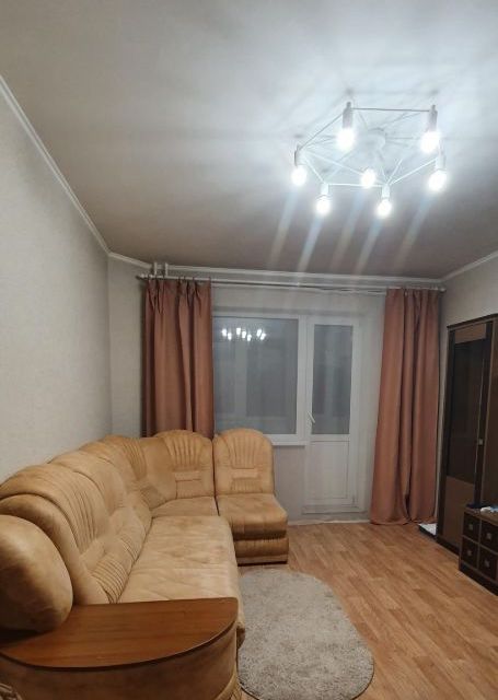 Сдаётся 1-комнатная квартира, 37 м²