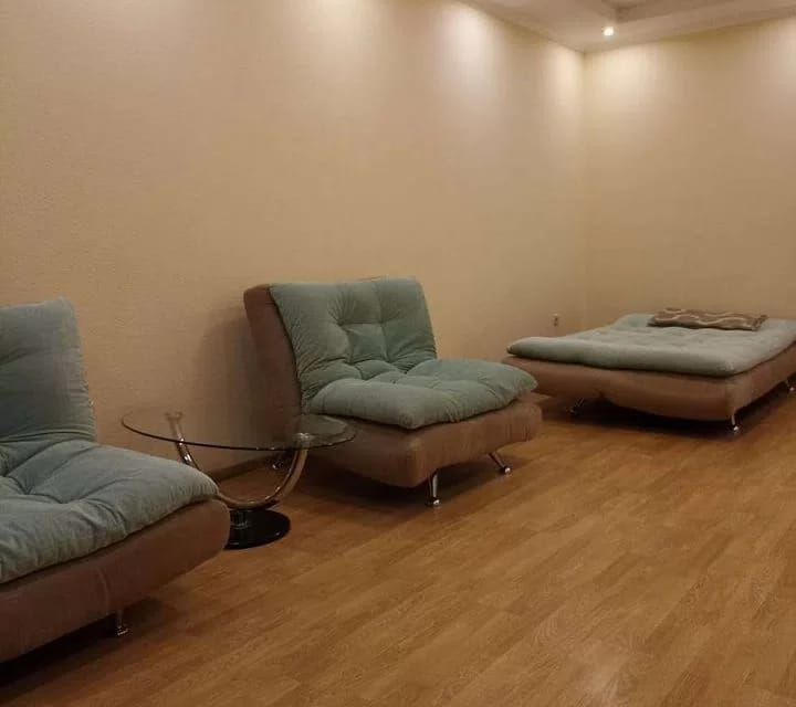Сдаётся 1-комнатная квартира, 50 м²