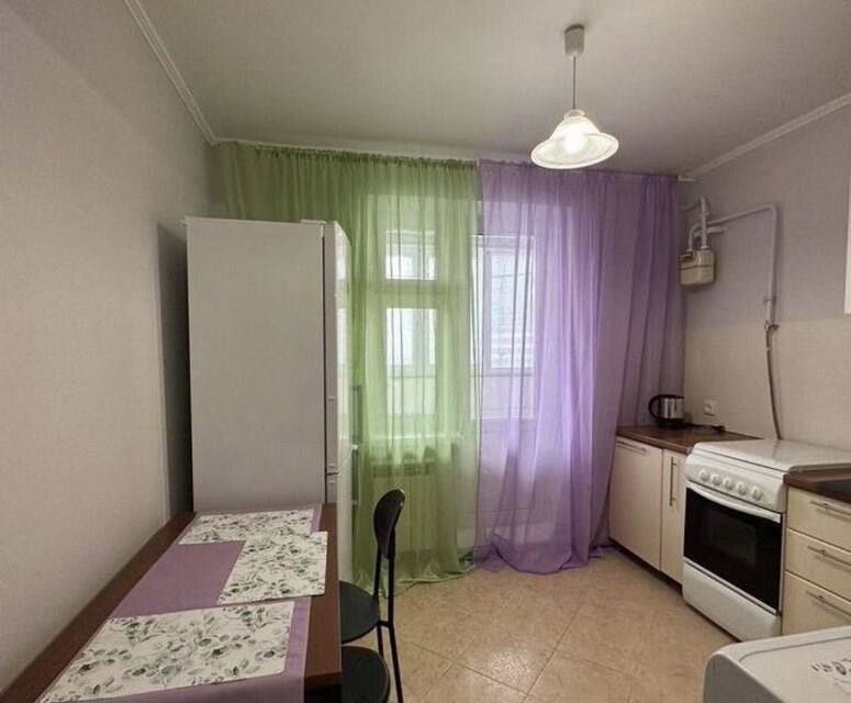 Сдаётся 1-комнатная квартира, 39 м²