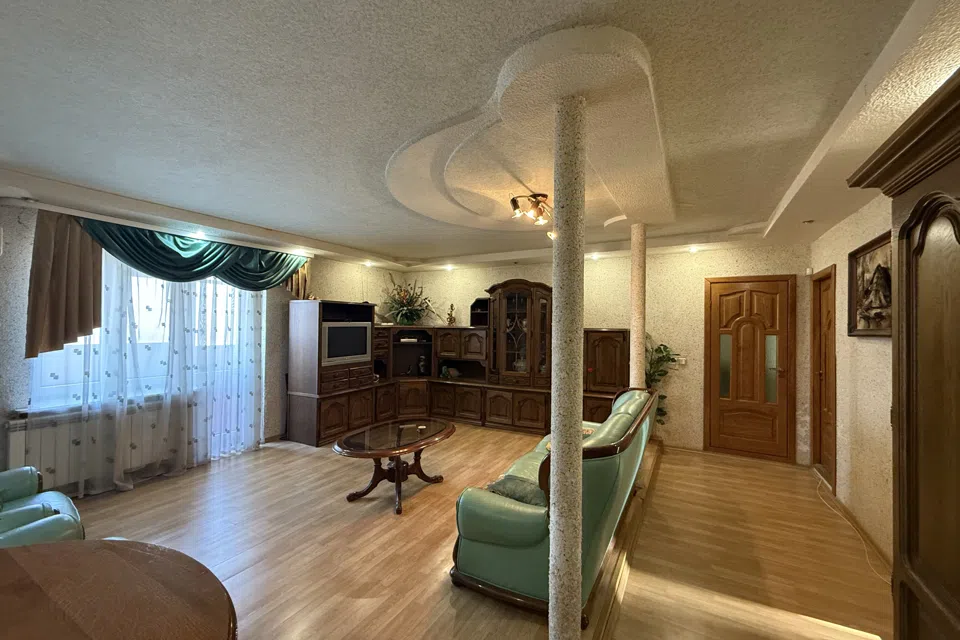 Сдаётся 3-комнатная квартира, 90 м²