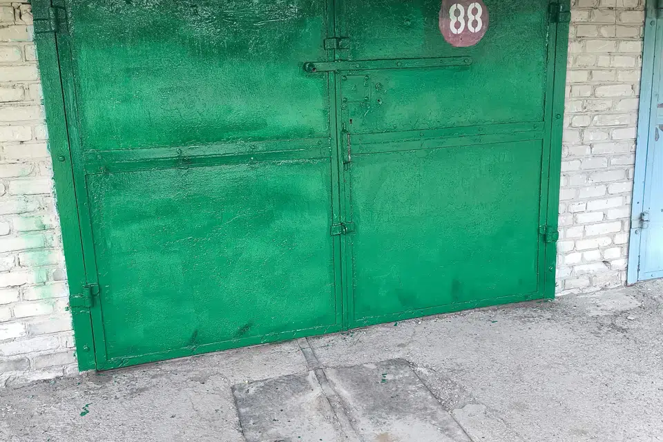 Сдаётся гараж, 18 м²