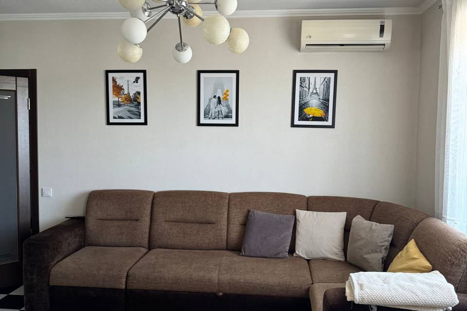 Сдаётся 2-комнатная квартира, 50 м²