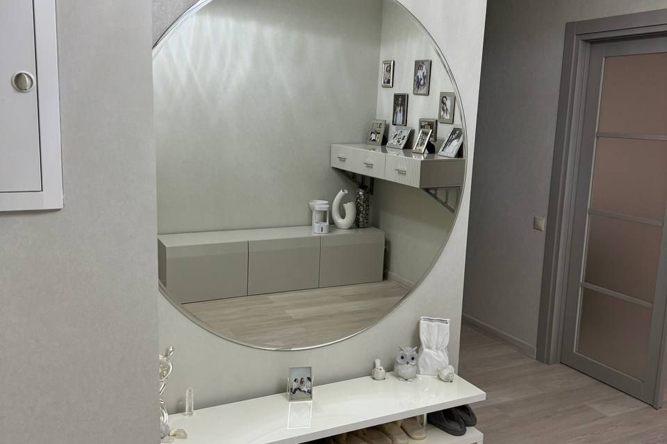 Сдаётся 2-комнатная квартира, 93 м²