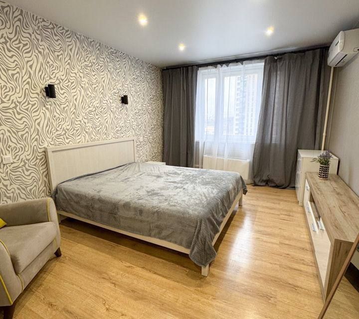 Сдаётся 1-комнатная квартира, 37 м²