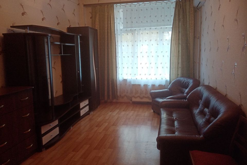 Сдаётся 2-комнатная квартира, 53 м²