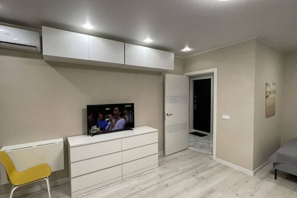 Сдаётся 1-комнатная квартира, 38 м²