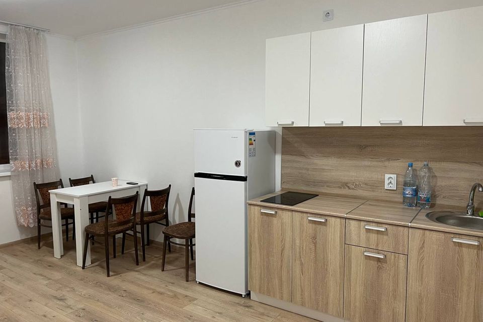 Сдаётся 1-комнатная квартира, 43 м²