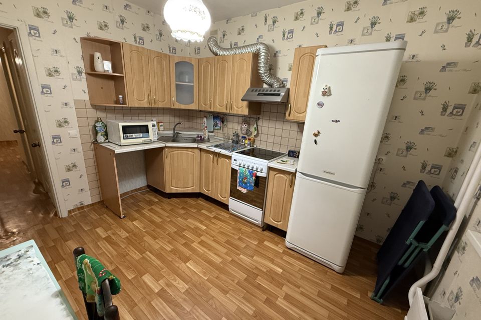 Сдаётся 2-комнатная квартира, 58 м²