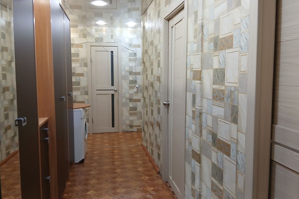 Сдаётся 3-комнатная квартира, 67.8 м²