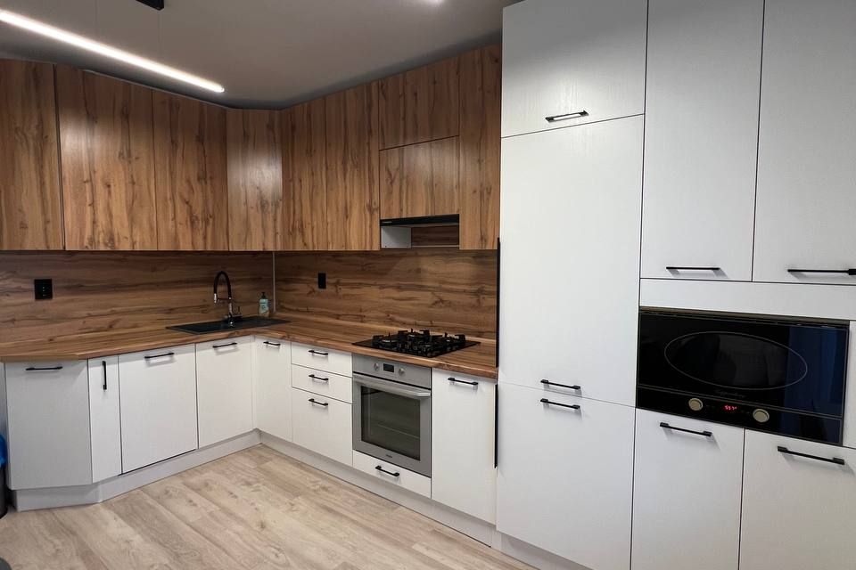 Сдаётся 2-комнатная квартира, 60 м²