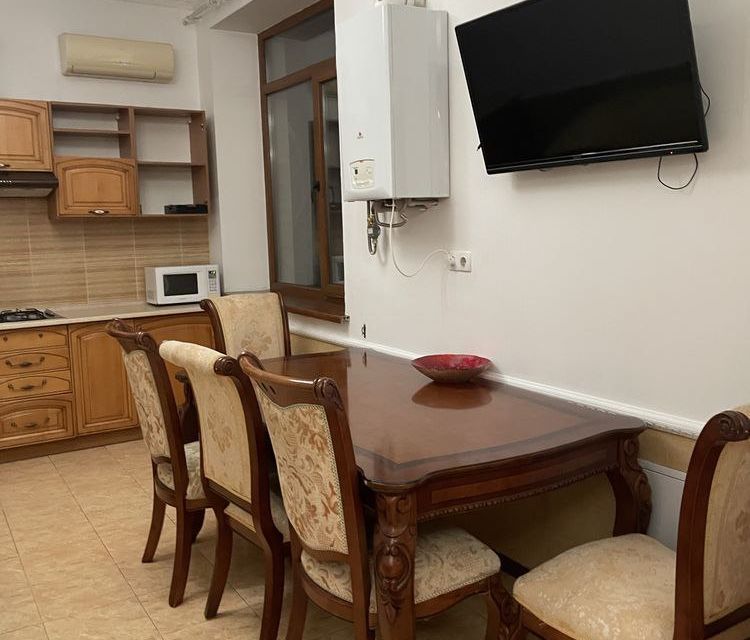 Сдаётся 1-комнатная квартира, 38 м²