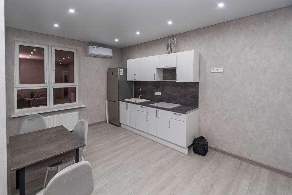 Сдаётся 1-комнатная квартира, 37 м²