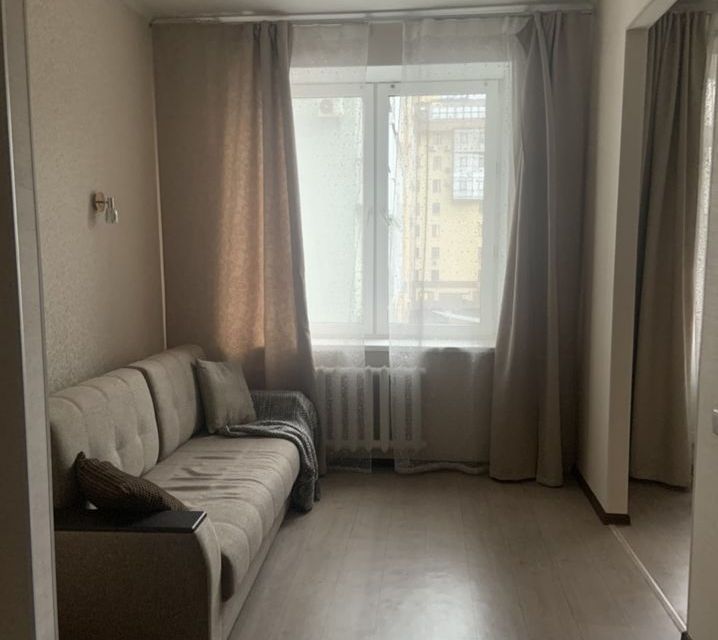 Сдаётся 1-комнатная квартира, 50 м²