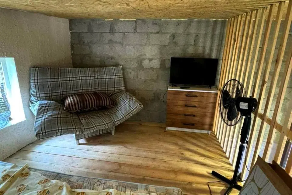 Сдаётся 2-этажный дом, 75 м²