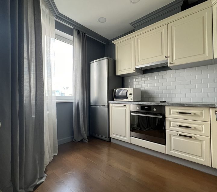 Сдаётся 1-комнатная квартира, 38 м²