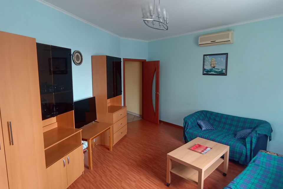 Сдаётся 2-комнатная квартира, 64 м²