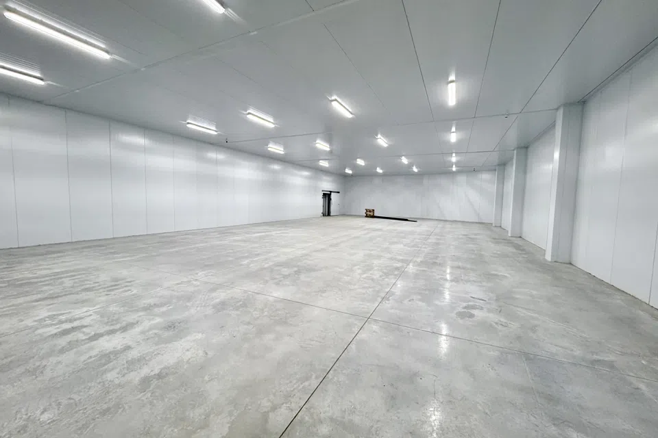 Сдаётся склад, 1500 м²
