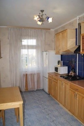 Сдаётся 2-комнатная квартира, 65 м²