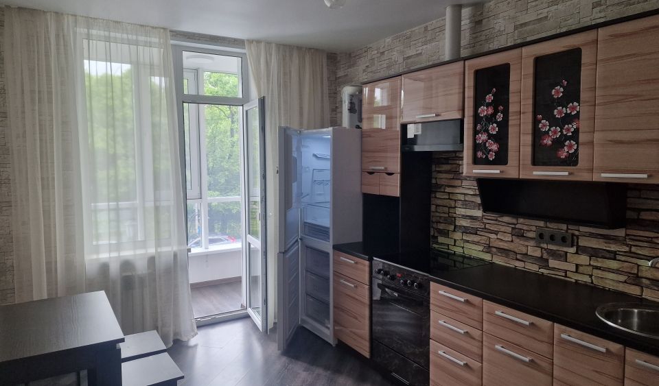 Сдаётся 2-комнатная квартира, 59.2 м²
