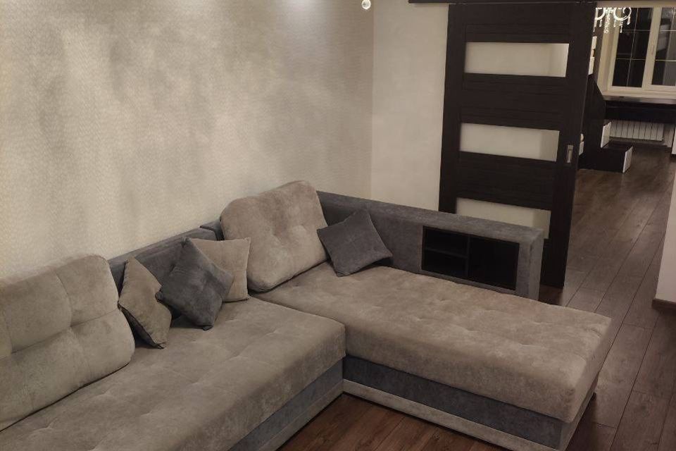 Сдаётся 2-комнатная квартира, 54 м²