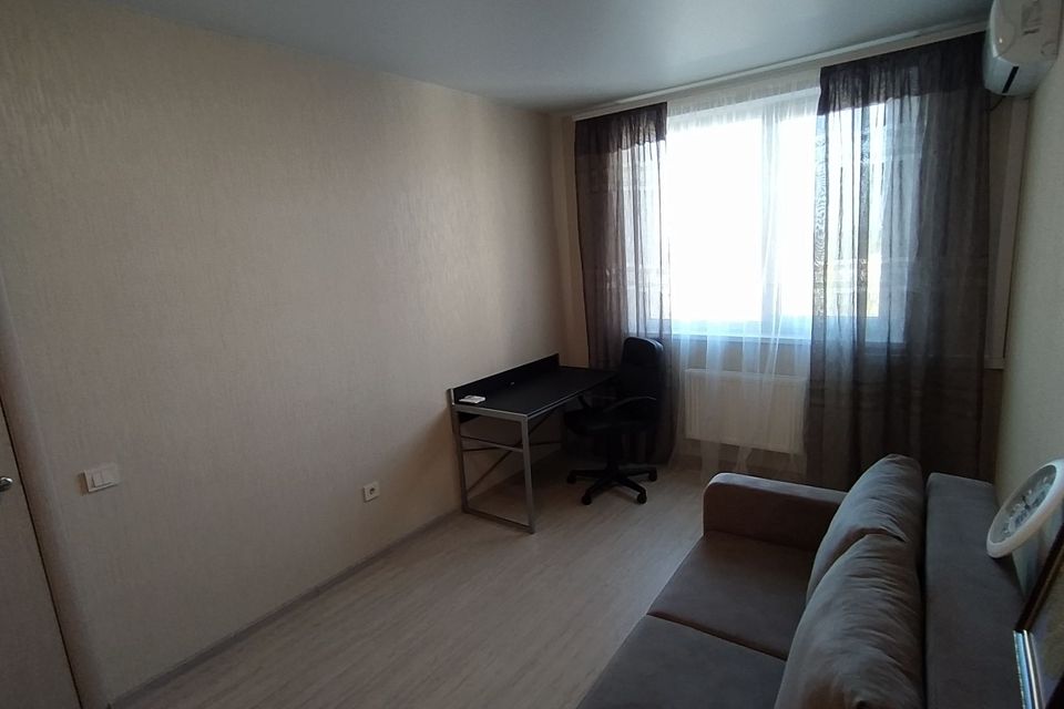 Сдаётся 1-комнатная квартира, 38 м²