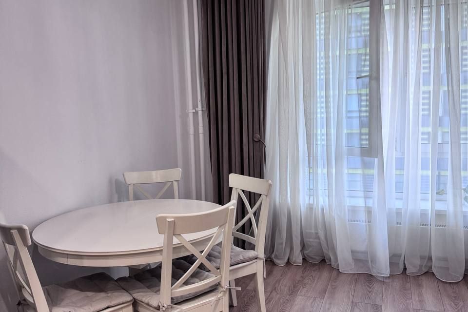 Сдаётся 1-комнатная квартира, 37 м²