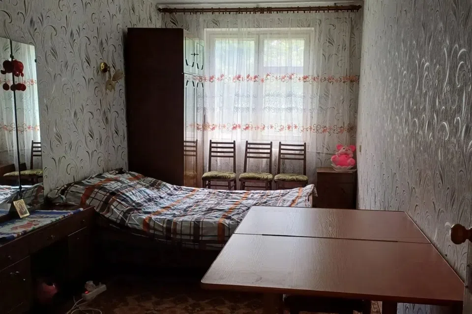 Сдаётся 2-комнатная квартира, 75 м²
