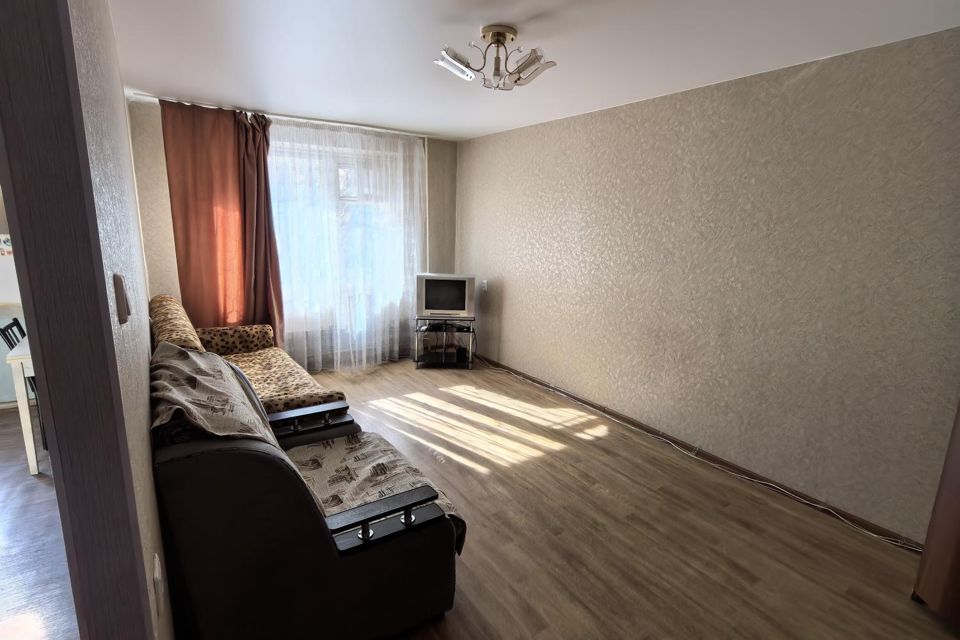 Сдаётся 1-комнатная квартира, 38 м²