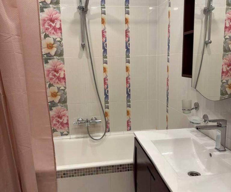 Сдаётся 3-комнатная квартира, 60 м²