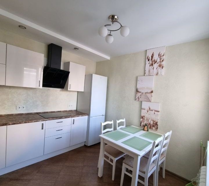 Сдаётся 1-комнатная квартира, 50 м²