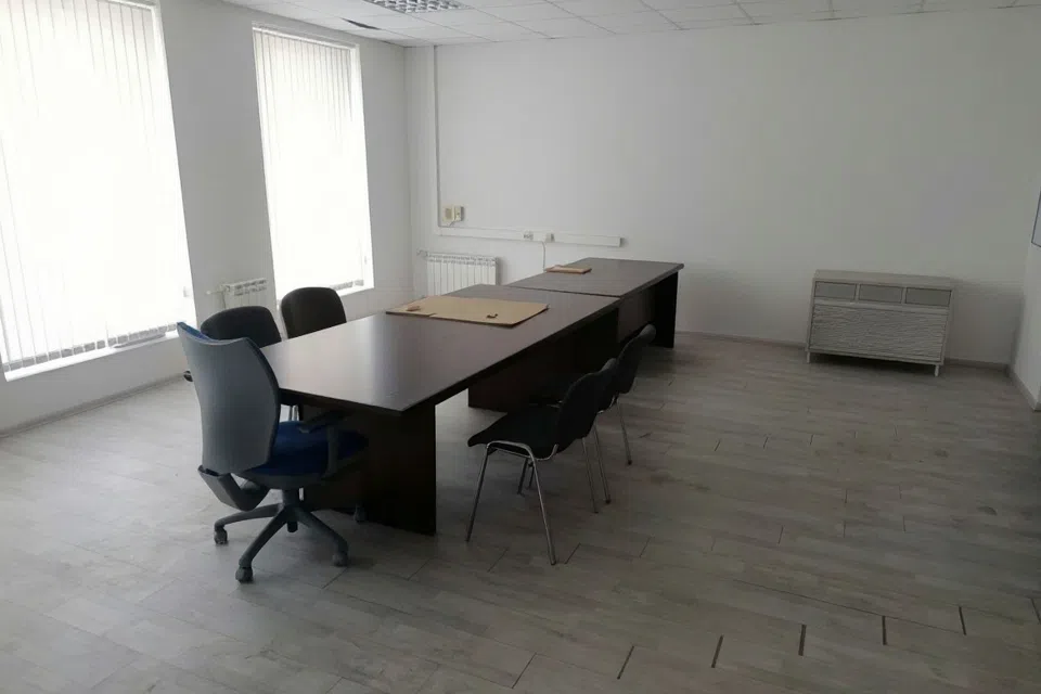 Сдаётся офис, 600 м²