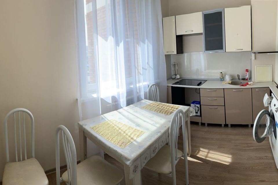 Сдаётся 1-комнатная квартира, 40 м²