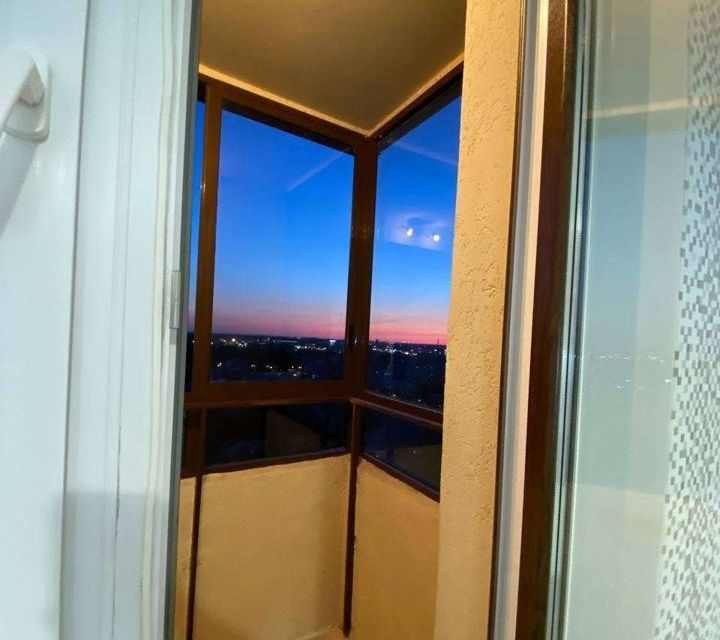Сдаётся 1-комнатная квартира, 37 м²