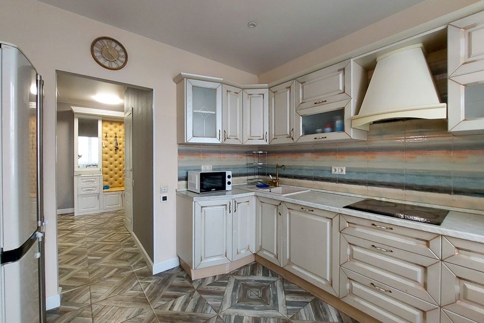 Сдаётся 3-комнатная квартира, 103 м²