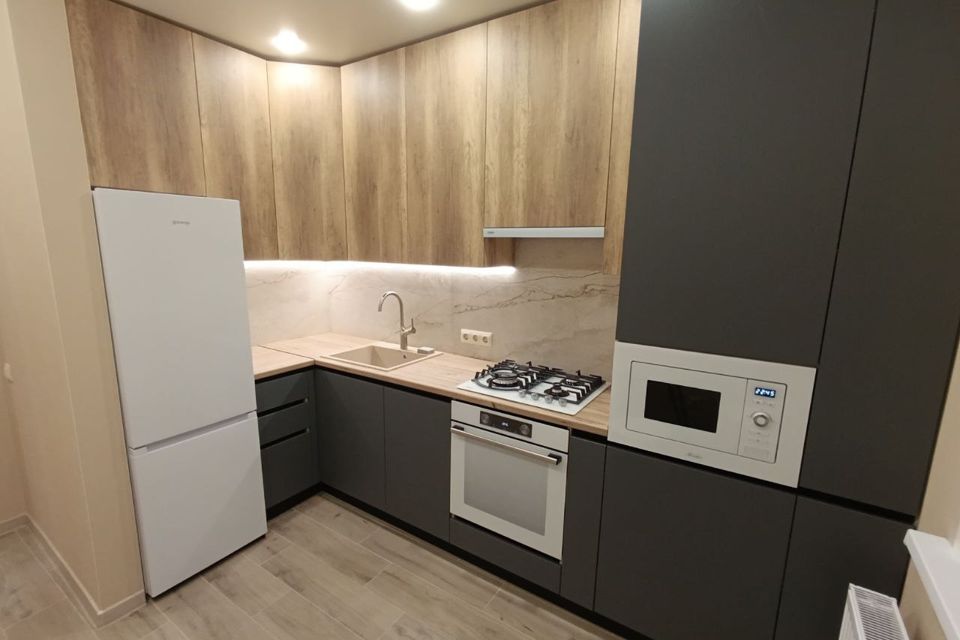 Сдаётся 2-комнатная квартира, 60 м²
