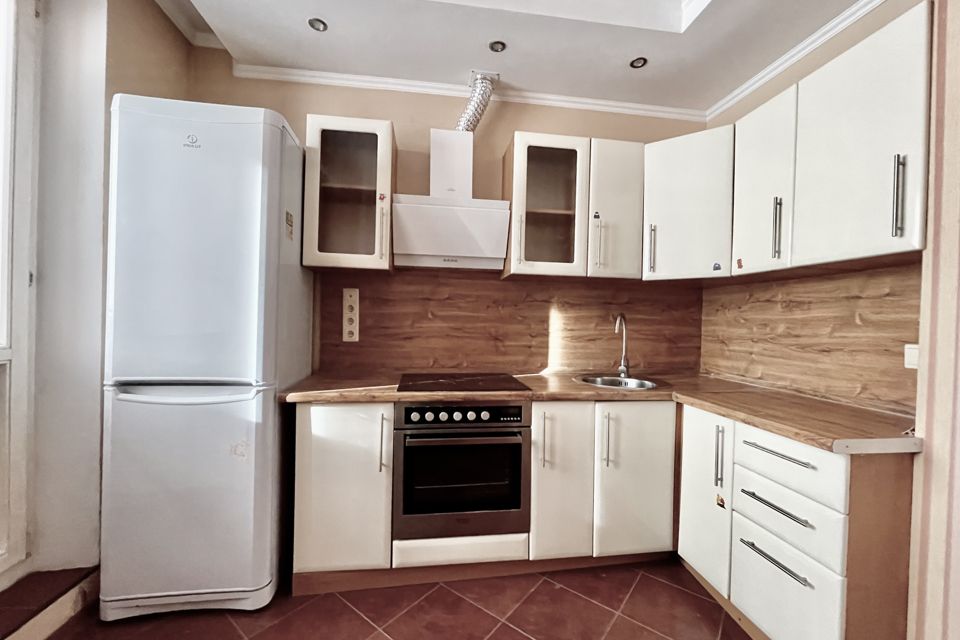Сдаётся 1-комнатная квартира, 42.2 м²