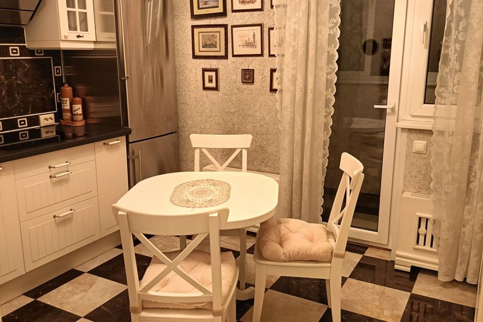 Сдаётся 1-комнатная квартира, 38.2 м²