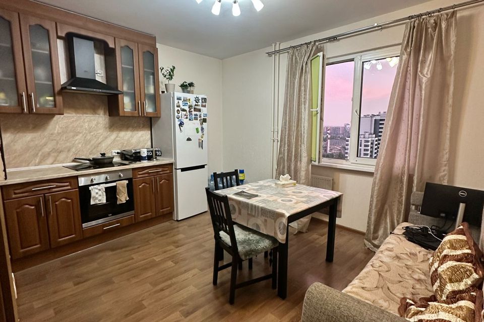Сдаётся 1-комнатная квартира, 49 м²