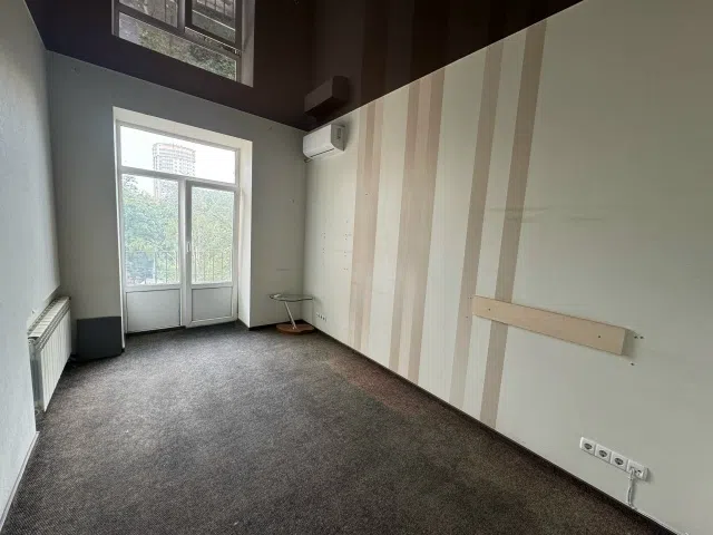 Сдаётся офис, 100 м²