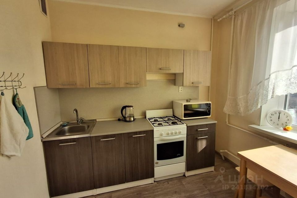 Сдаётся 1-комнатная квартира, 37 м²