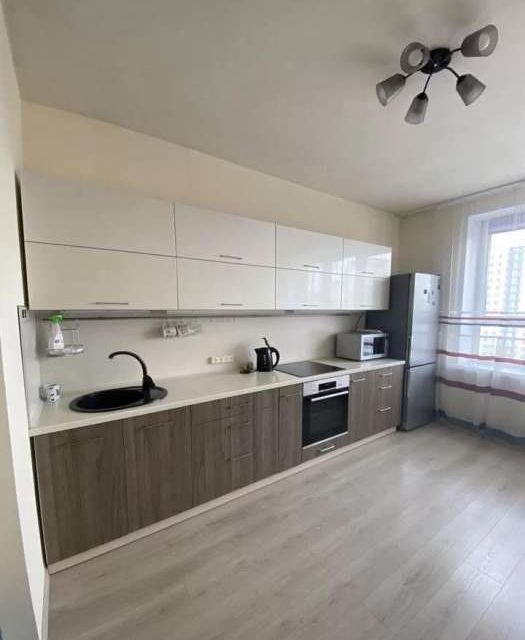 Сдаётся 1-комнатная квартира, 40 м²