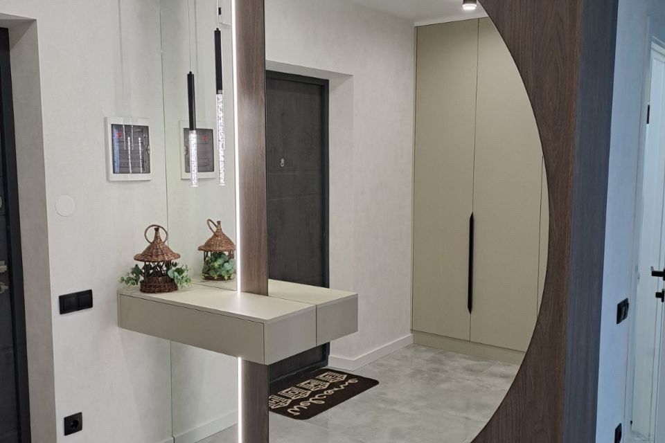 Сдаётся 2-комнатная квартира, 65 м²