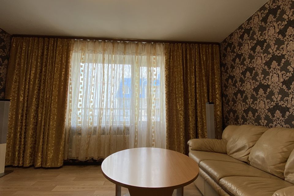 Сдаётся 3-комнатная квартира, 61 м²