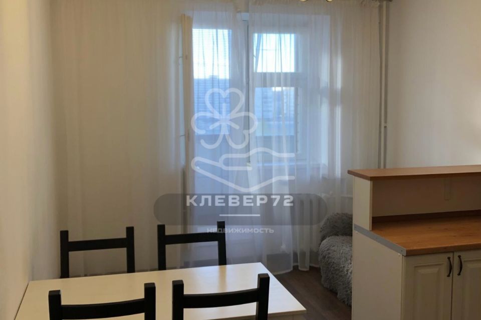 Сдаётся 1-комнатная квартира, 55 м²